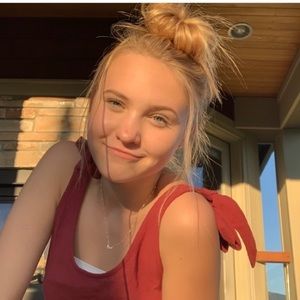 Meet your Posher, Lucy